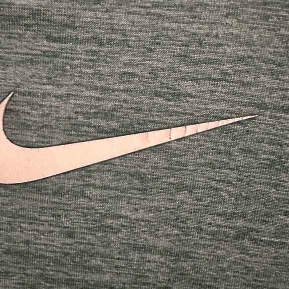 Nike Pro Men's Green Fitted Performance Tee size small - Picture 2 of 10